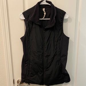 Lululemon vest size 12